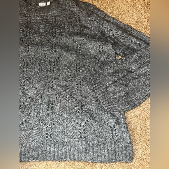GAP gray sweater size large - Picture 5 of 5